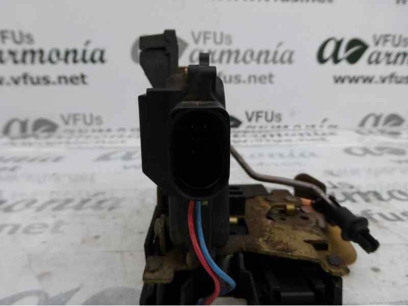 Recambio de cerradura puerta trasera izquierda para audi a6 berlina (4b2) 2.5 tdi referencia OEM IAM 4B0839015B  