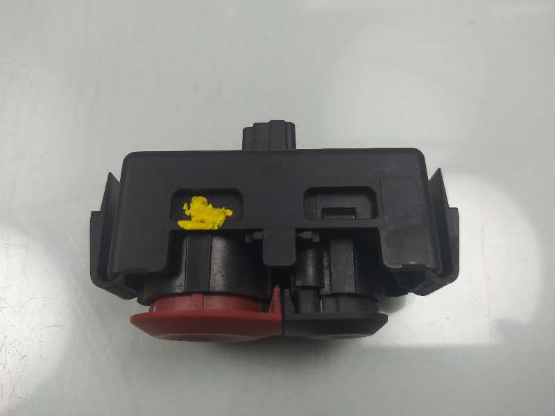 Recambio de warning para renault kangoo furgón confort referencia OEM IAM 8200214896A  