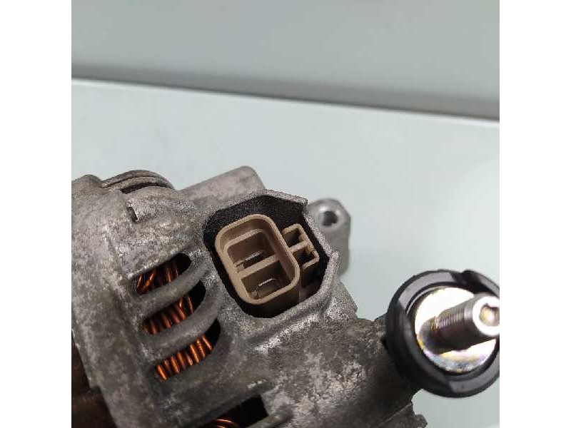 Recambio de alternador para mazda 5 berl. (cr) 1.8 active referencia OEM IAM A3TG1391A LF50A 