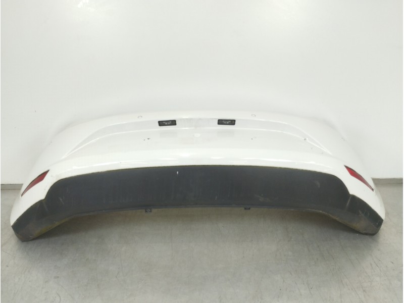 Recambio de paragolpes trasero para seat leon (5f1) style referencia OEM IAM 5F0807421  