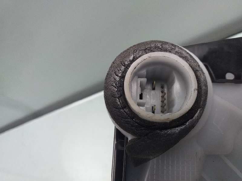 Recambio de cerradura puerta delantera derecha para honda hr-v (..) comfort referencia OEM IAM L8812210F3  