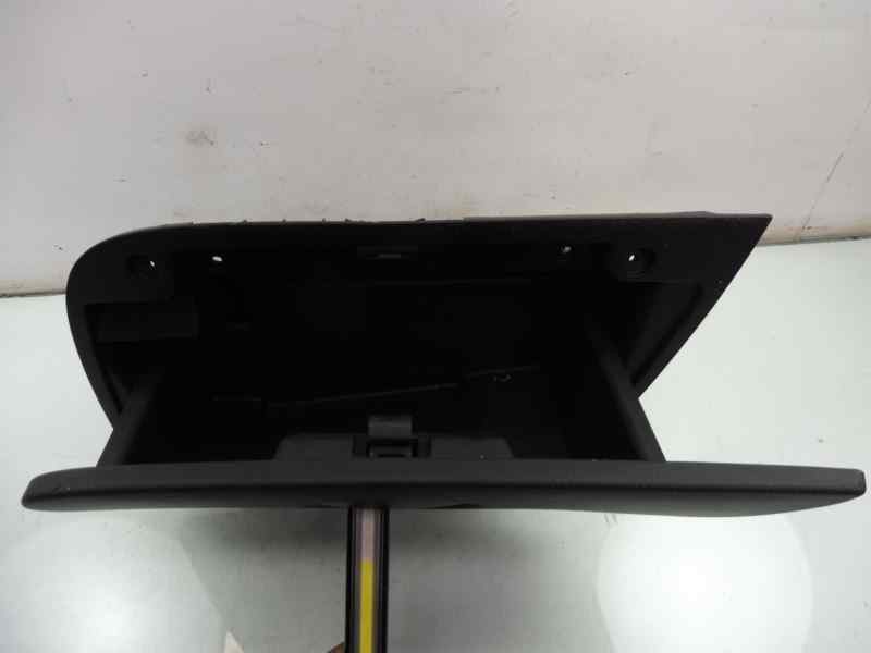 Recambio de guantera para seat leon (1p1) fr 1 referencia OEM IAM 1P1857103 1P1857095 