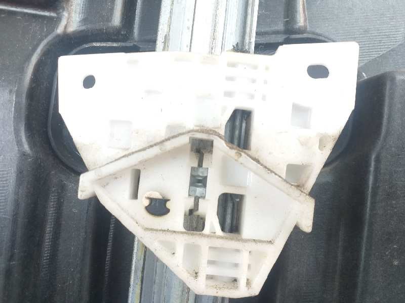 Recambio de elevalunas delantero izquierdo para mazda 5 berl. (cr) 1.8 active referencia OEM IAM C23559590B  