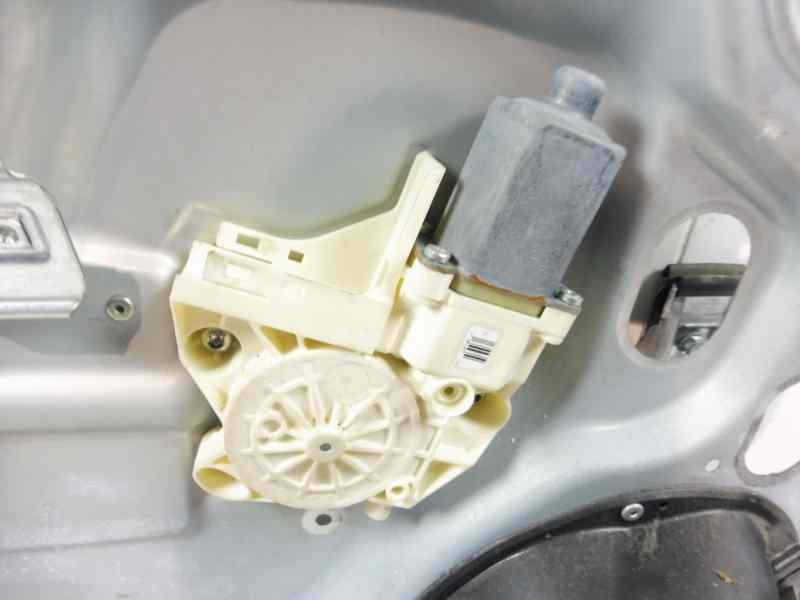 Recambio de elevalunas delantero izquierdo para ford focus lim. (cb4) trend referencia OEM IAM 8M51A219A65AA 4M5T14A389 