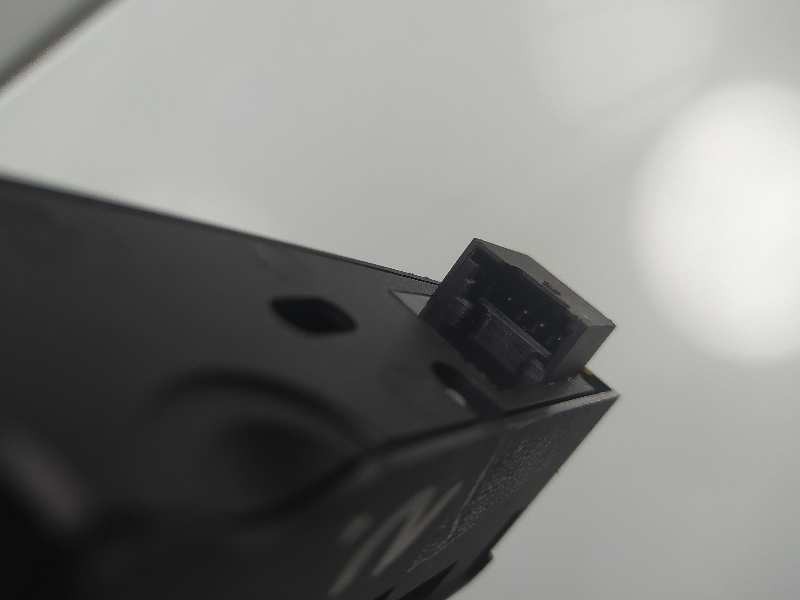 Recambio de mando multifuncion para bmw serie 5 touring (f11) 520d xdrive referencia OEM IAM 61319202947  