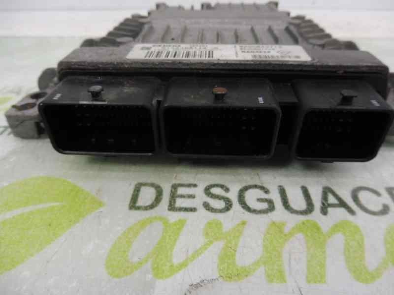 Recambio de centralita motor uce para renault megane ii berlina 5p confort dynamique referencia OEM IAM 8200843713 8200807626 S1