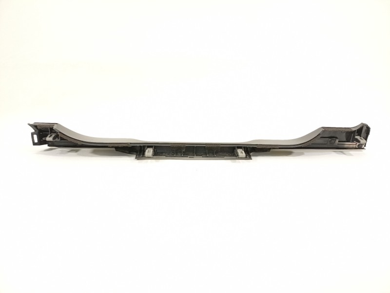 Recambio de moldura para kia sorento hev 2023 1.6 tci-gdi referencia OEM IAM 84780P2000M2P  