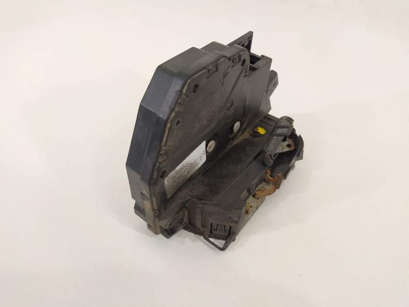CERRADURA PUERTA DELANTERA DERECHA 805020023R 