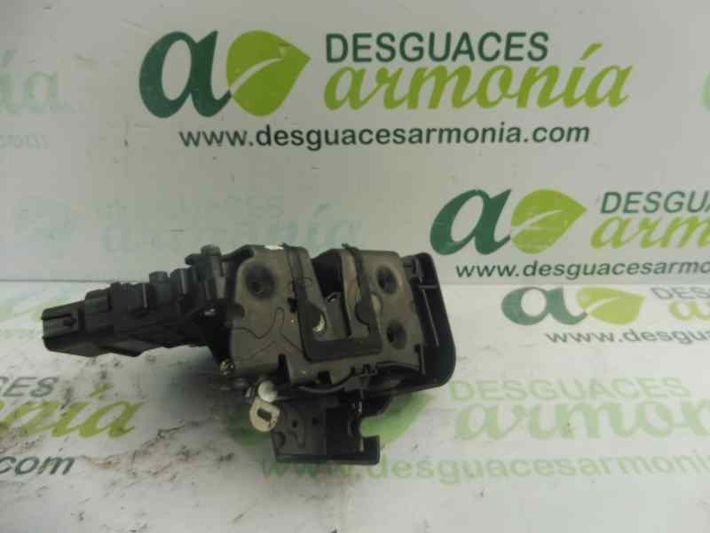 Recambio de cerradura puerta delantera derecha para ford focus lim. (cb4) trend referencia OEM IAM 7M5AR21812AA  