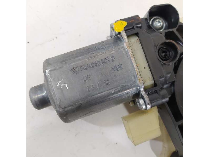 Recambio de elevalunas delantero izquierdo para seat leon (5f1) style referencia OEM IAM 5F4837461C 5Q0959801B 0130822717