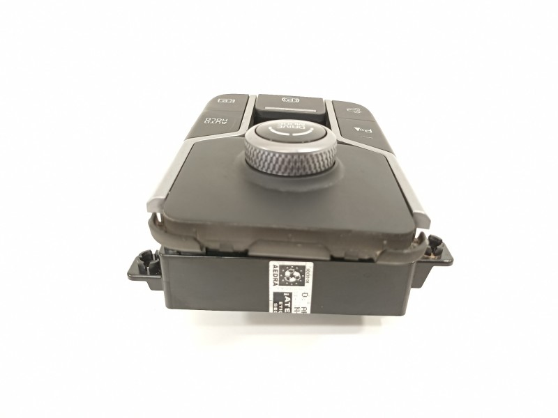 Recambio de palanca freno de mano para kia sorento hev 2023 1.6 tci-gdi referencia OEM IAM 93310P4450  