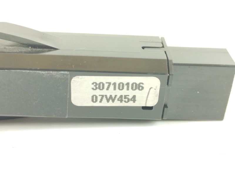 Recambio de warning para volvo s80 berlina 4.4 v8 cat referencia OEM IAM 30710106  