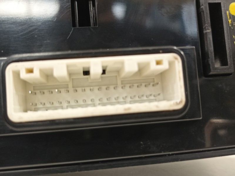 Recambio de palanca freno de mano para kia sorento hev 2023 1.6 tci-gdi referencia OEM IAM 93310P4450  