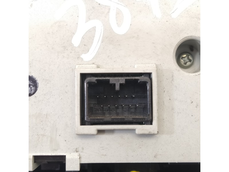 Recambio de mando climatizador para honda hr-v (..) comfort referencia OEM IAM T8K-G82  