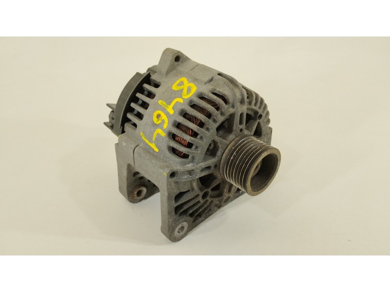 Recambio de alternador para renault megane ii berlina 5p confort dynamique referencia OEM IAM 8200086161 TG11C010 2542663B