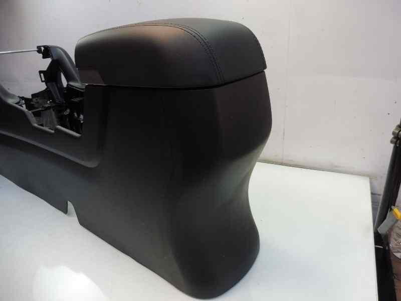 Recambio de apoyabrazos central para hyundai ix35 comfort 2wd referencia OEM IAM   