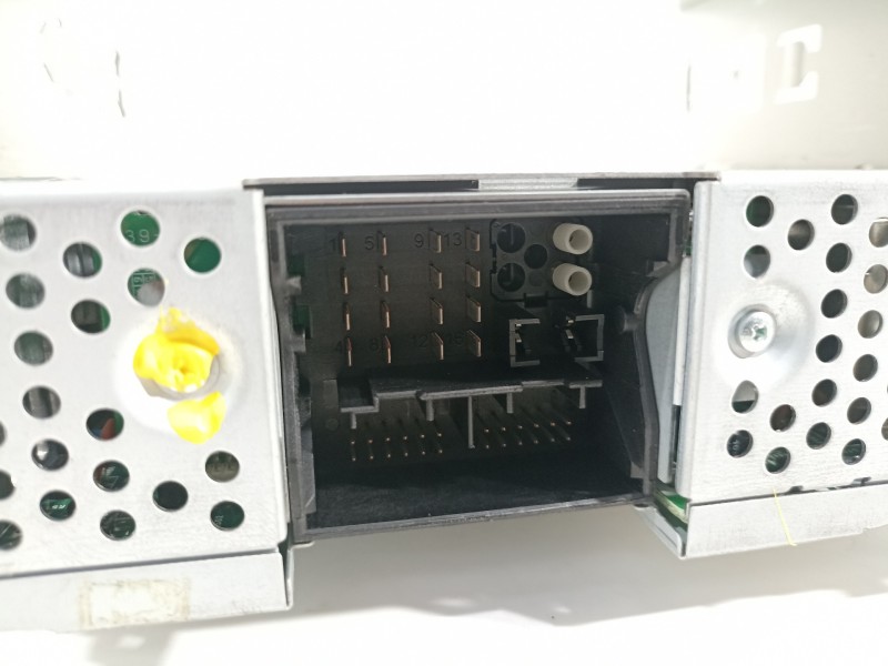 Recambio de sistema audio / radio cd para saab 9-3 sport hatch 2.0 t vector referencia OEM IAM 12762491  