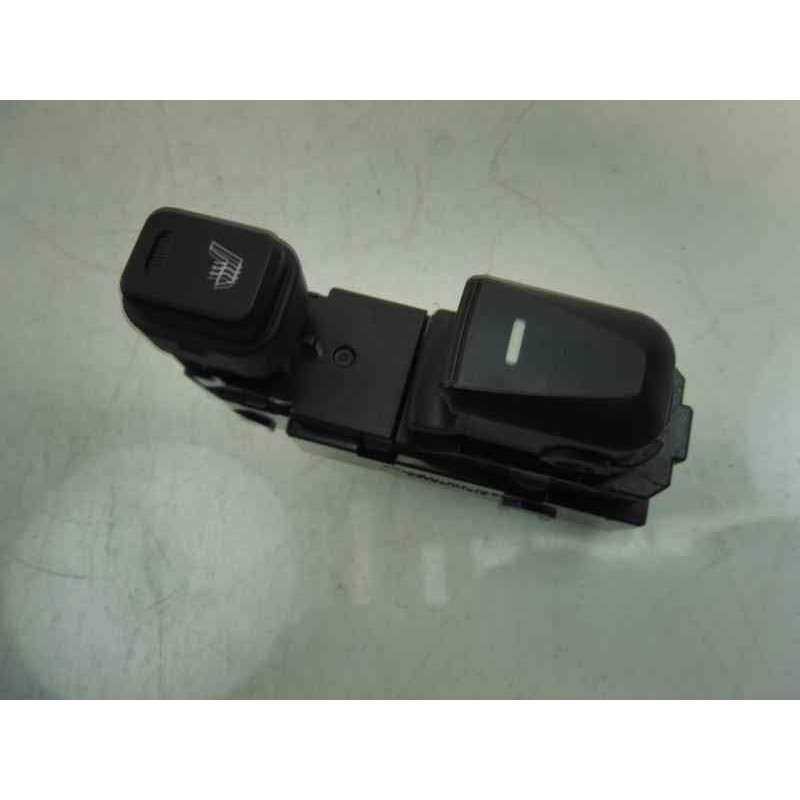 Recambio de mando elevalunas trasero izquierdo para hyundai ix35 comfort 2wd referencia OEM IAM 3835211310  