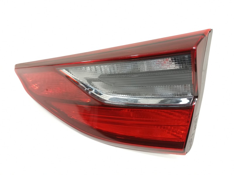 Recambio de piloto trasero derecho para kia ceed business referencia OEM IAM 92404J7000  