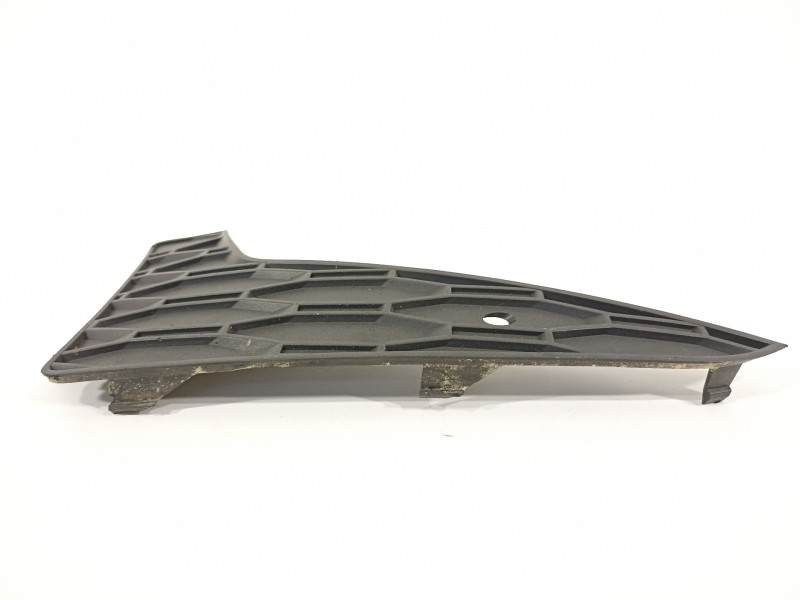 Recambio de rejilla paragolpes derecha para seat leon (5f1) fr fast lane referencia OEM IAM 5F0853666B  