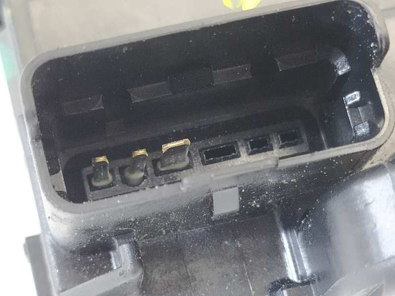 Recambio de cerradura puerta delantera derecha para nissan nv 200 (m20) evalia acenta referencia OEM IAM 82540JX00A  