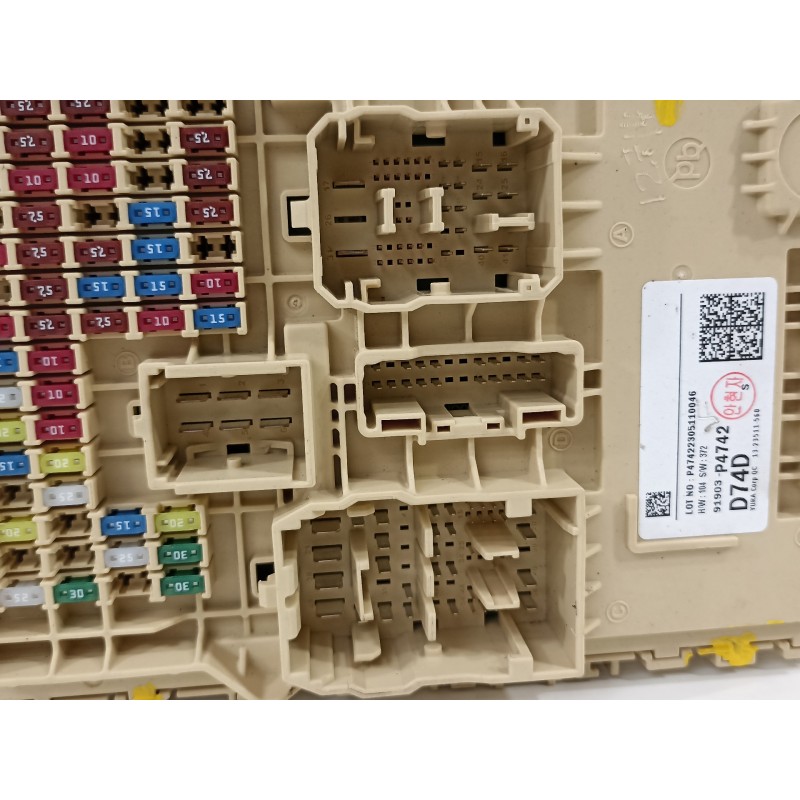 Recambio de caja reles / fusibles para kia sorento hev 2023 1.6 tci-gdi referencia OEM IAM 91903P4742  