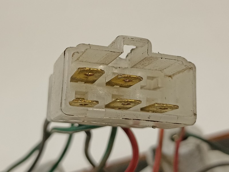 Recambio de piloto trasero izquierdo para mitsubishi montero (l040) 2500 td (4-ptas.) referencia OEM IAM MB283725   Recambio de piloto trasero izquierdo para mitsubishi montero (l040) 2500 td (4-ptas.) referencia OEM IAM MB283725