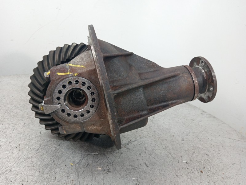 Recambio de diferencial trasero para mitsubishi montero (l040) 2500 td (4-ptas.) referencia OEM IAM MB527342   Recambio de diferencial trasero para mitsubishi montero (l040) 2500 td (4-ptas.) referencia OEM IAM MB527342