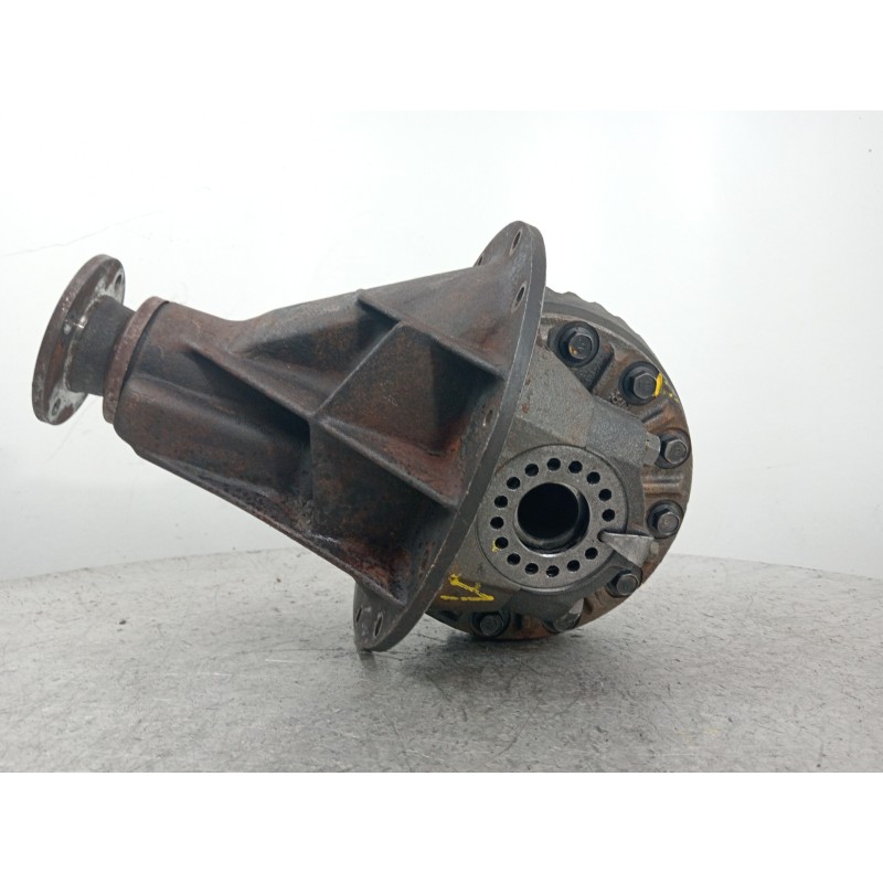 Recambio de diferencial trasero para mitsubishi montero (l040) 2500 td (4-ptas.) referencia OEM IAM MB527342   Recambio de diferencial trasero para mitsubishi montero (l040) 2500 td (4-ptas.) referencia OEM IAM MB527342