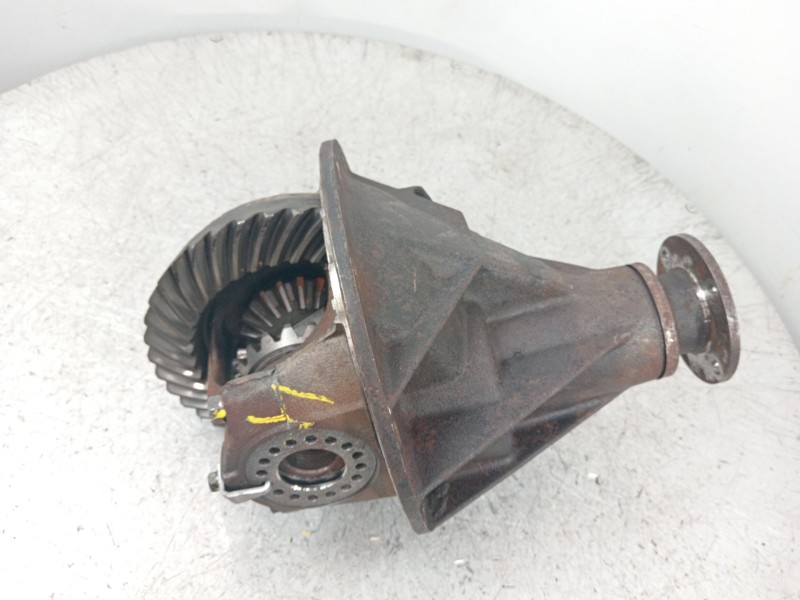 Recambio de diferencial trasero para mitsubishi montero (l040) 2500 td (4-ptas.) referencia OEM IAM MB527342   Recambio de diferencial trasero para mitsubishi montero (l040) 2500 td (4-ptas.) referencia OEM IAM MB527342