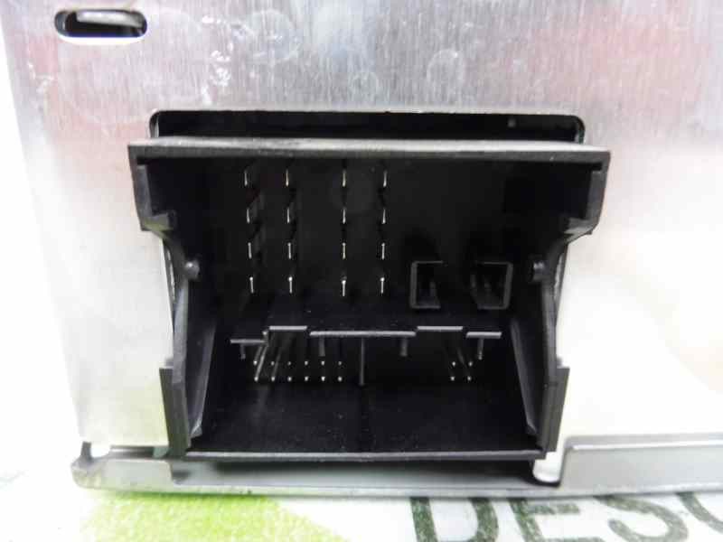 Recambio de sistema audio / radio cd para ford fiesta (cbk) st referencia OEM IAM 6S6118C815BF 6CD-KW2000 