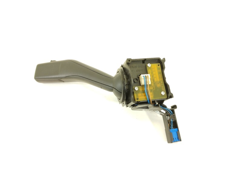 Recambio de mando limpia para volkswagen jetta (1k2) highline referencia OEM IAM 1K0953519K  