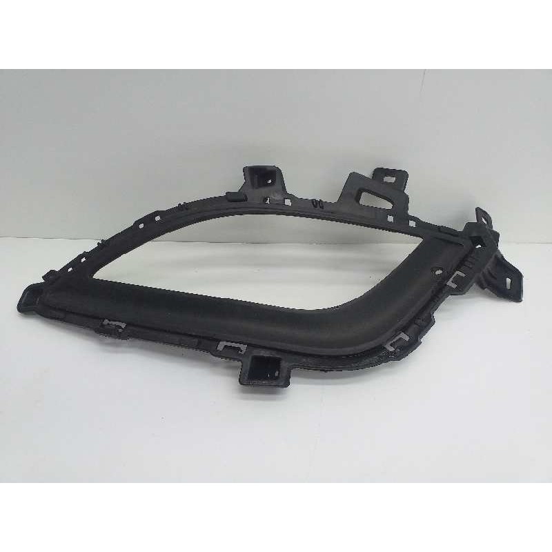 Recambio de rejilla paragolpes izquierda para hyundai i30 (gd) referencia OEM IAM 86563A6030  