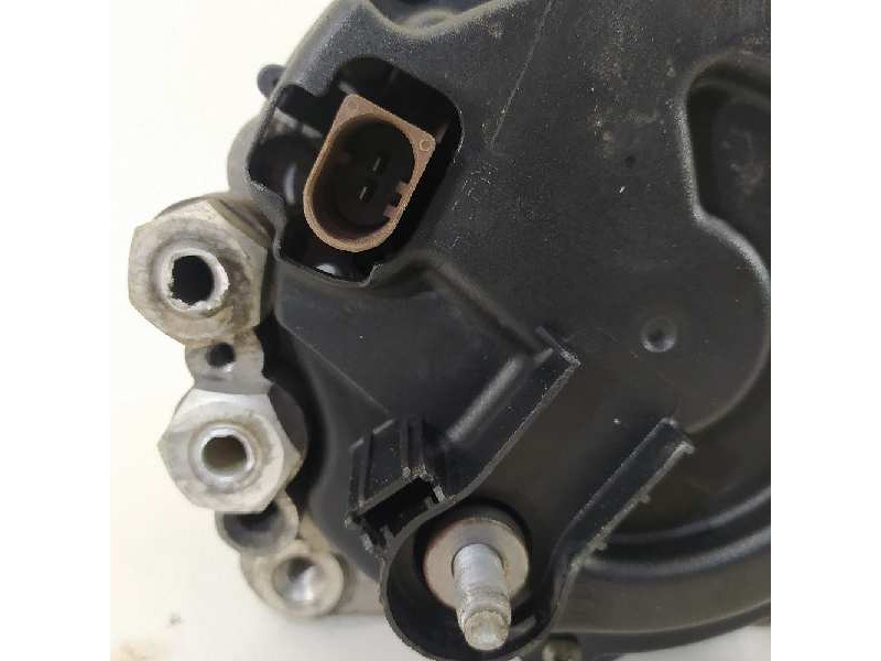 Recambio de alternador para volkswagen passat berl./combi w8 w8 variant referencia OEM IAM 07D903021  