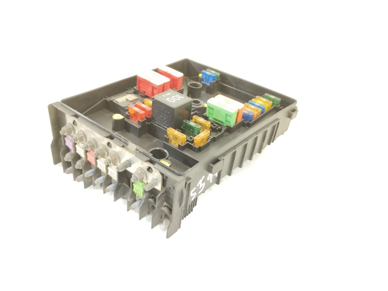 Recambio de caja reles / fusibles para volkswagen jetta (1k2) highline referencia OEM IAM 1K0937125A  