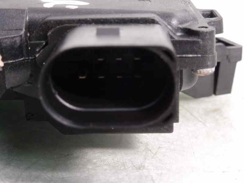Recambio de cerradura puerta delantera derecha para audi a2 (8z) 1.6 fsi referencia OEM IAM 8Z1837016E  