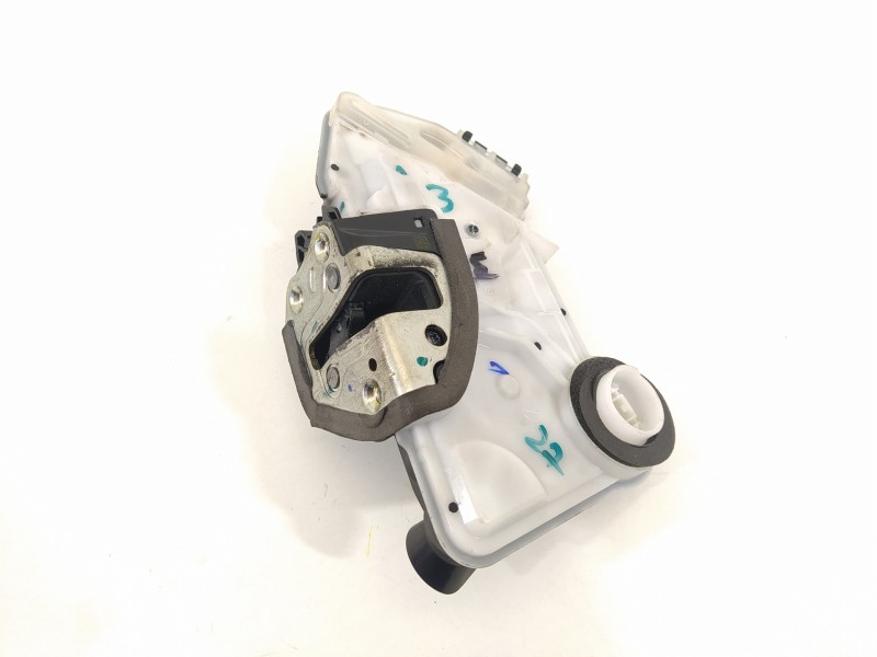 Recambio de cerradura puerta delantera derecha para toyota aygo x-cite referencia OEM IAM 6903002521  