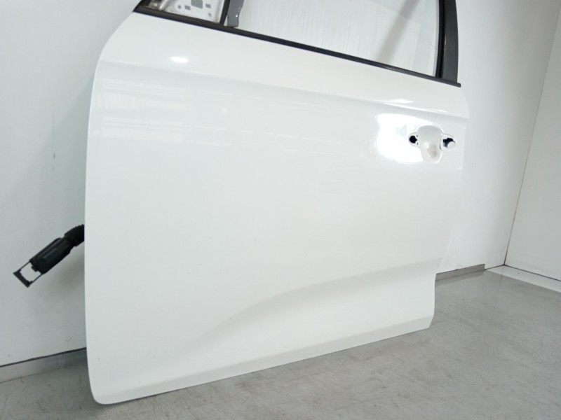 Recambio de puerta delantera izquierda para kia carens ( ) basic referencia OEM IAM   