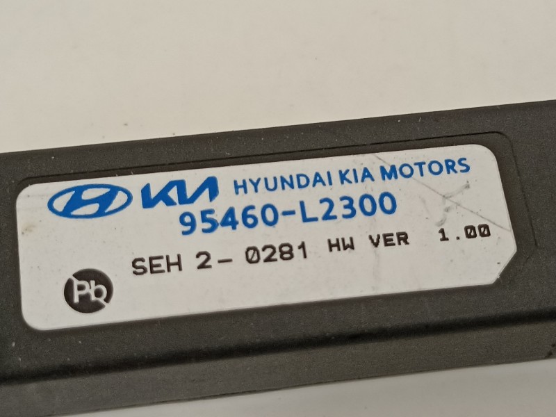 Recambio de antena para kia sorento hev 2023 1.6 tci-gdi referencia OEM IAM 95460L2300  