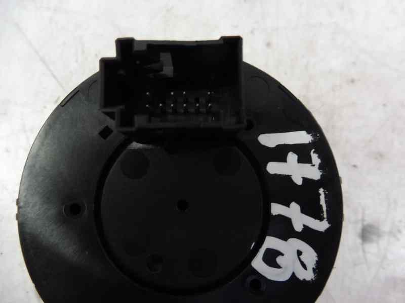 Recambio de mando luces para opel corsa d limited edition referencia OEM IAM 13249401  