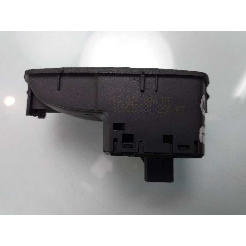 Recambio de mando elevalunas delantero derecho para opel corsa d limited edition referencia OEM IAM 13206806  