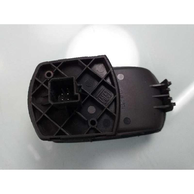 Recambio de mando elevalunas delantero derecho para opel corsa d limited edition referencia OEM IAM 13206806  