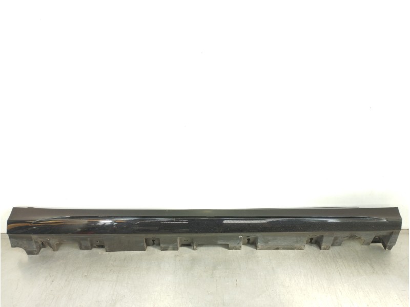 Recambio de faldon lateral para mercedes-benz clase gle (bm 167)(09.2018) gle 350 de 4matic (167.117) referencia OEM IAM A167698