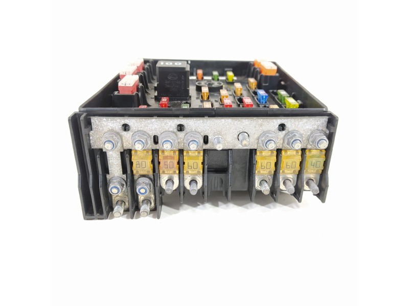Recambio de caja reles / fusibles para volkswagen passat berlina (3c2) edition plus referencia OEM IAM 3C0937125  