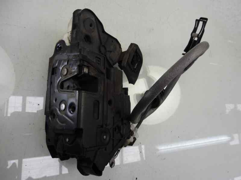 Recambio de cerradura puerta delantera izquierda para volkswagen polo (6c1) a-polo referencia OEM IAM 5K1837015E  