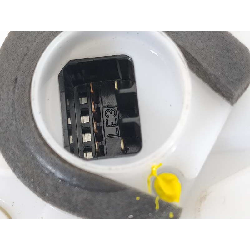 Recambio de cerradura puerta delantera izquierda para suzuki vitara 1.6 ddis comfort 4x4 referencia OEM IAM 8220254P00  