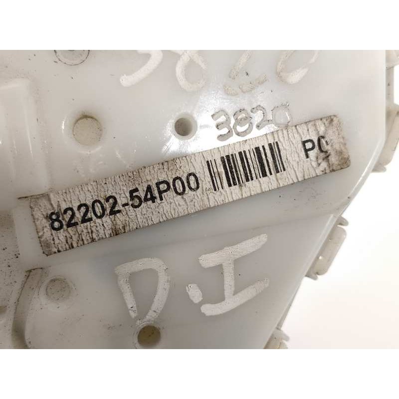 Recambio de cerradura puerta delantera izquierda para suzuki vitara 1.6 ddis comfort 4x4 referencia OEM IAM 8220254P00  