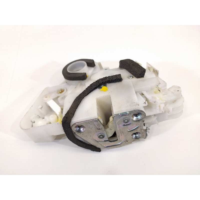 Recambio de cerradura puerta delantera izquierda para suzuki vitara 1.6 ddis comfort 4x4 referencia OEM IAM 8220254P00  