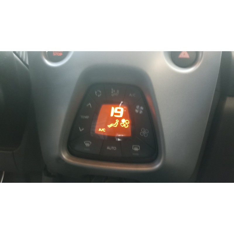 Recambio de mando climatizador para toyota aygo x-cite referencia OEM IAM 5590YV010 B000736877 30340011