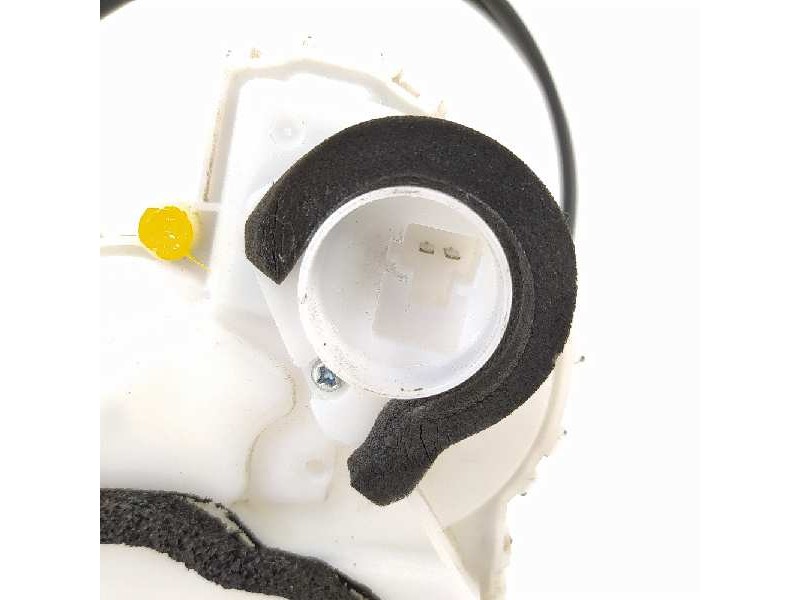 Recambio de cerradura puerta delantera derecha para suzuki vitara 1.6 ddis comfort 4x4 referencia OEM IAM 8220154P20  